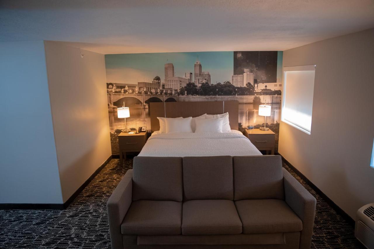 Clarion Pointe Indianapolis Airport Hotel Plainfield Ngoại thất bức ảnh