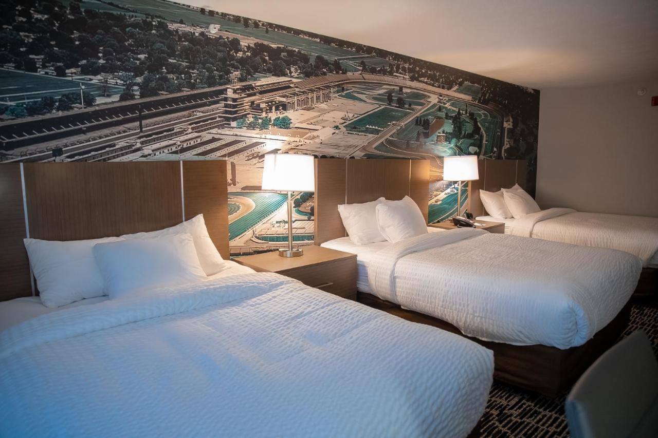 Clarion Pointe Indianapolis Airport Hotel Plainfield Ngoại thất bức ảnh