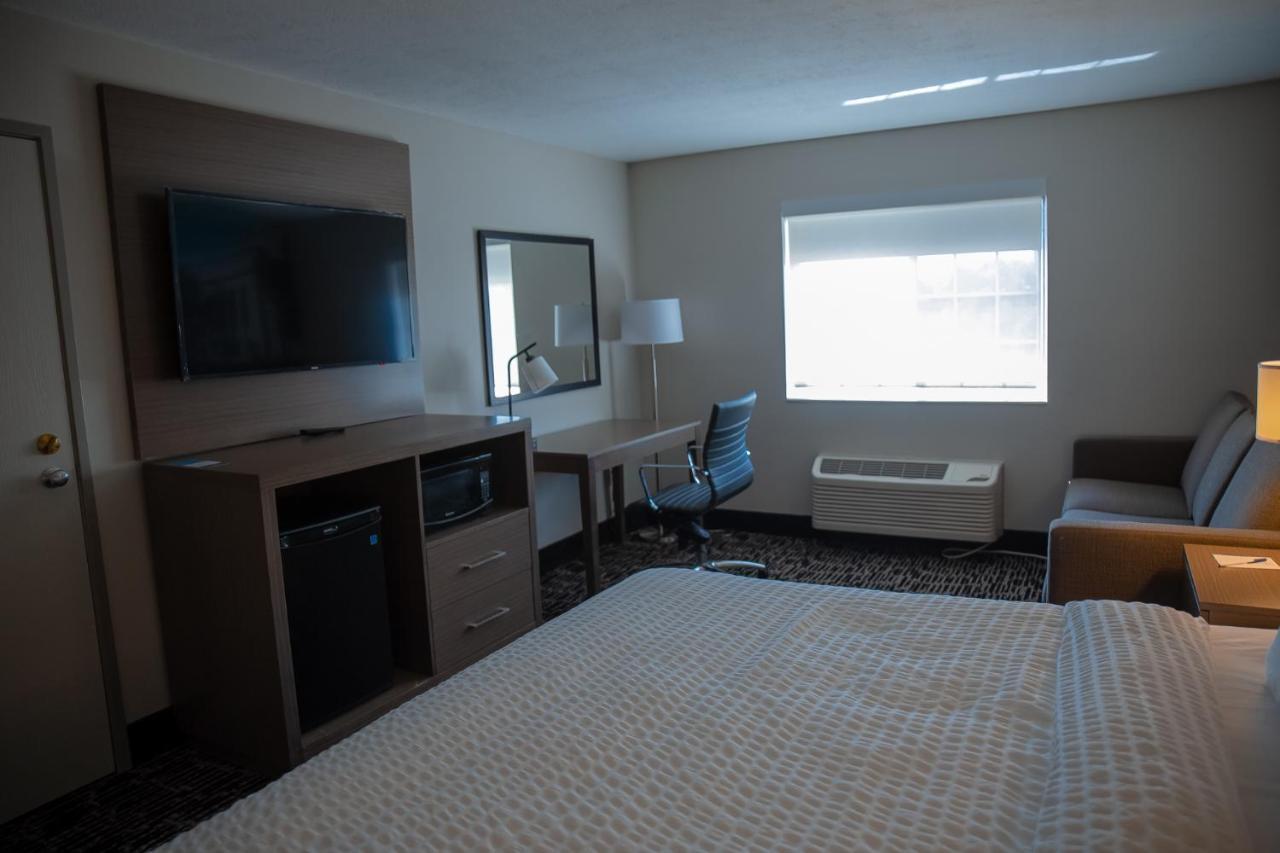 Clarion Pointe Indianapolis Airport Hotel Plainfield Ngoại thất bức ảnh