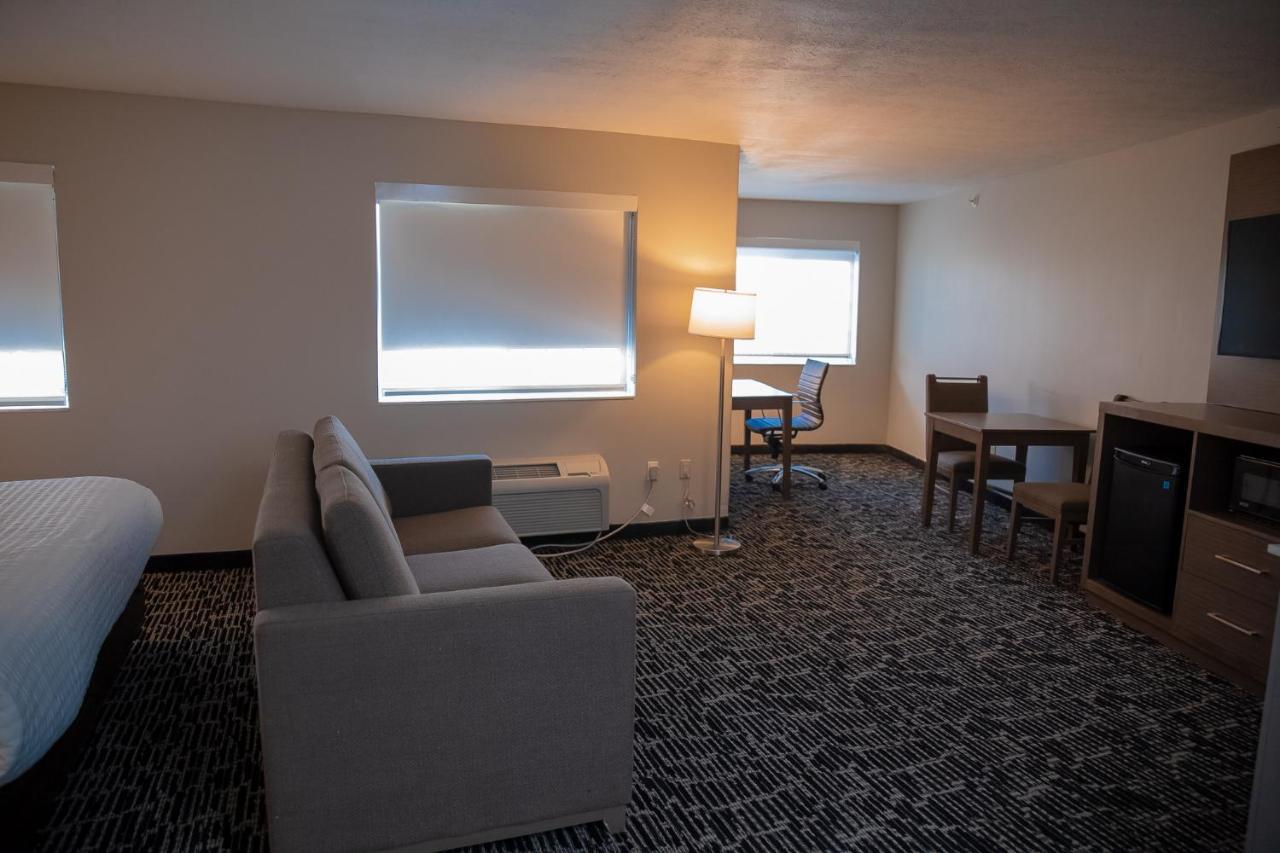 Clarion Pointe Indianapolis Airport Hotel Plainfield Ngoại thất bức ảnh