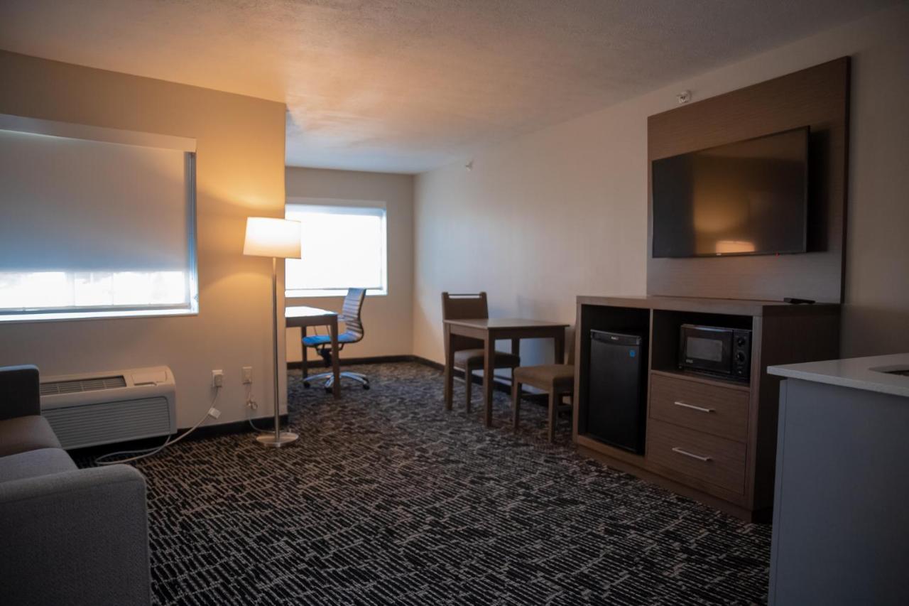 Clarion Pointe Indianapolis Airport Hotel Plainfield Ngoại thất bức ảnh
