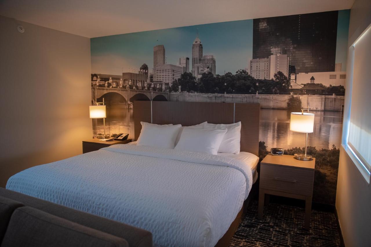 Clarion Pointe Indianapolis Airport Hotel Plainfield Ngoại thất bức ảnh