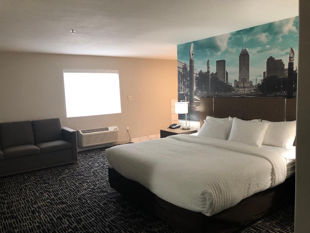 Clarion Pointe Indianapolis Airport Hotel Plainfield Ngoại thất bức ảnh