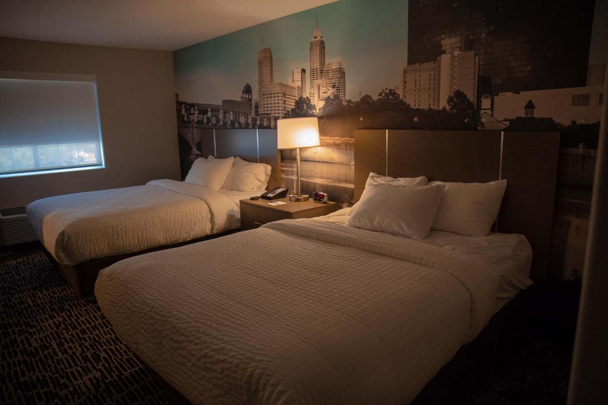 Clarion Pointe Indianapolis Airport Hotel Plainfield Phòng bức ảnh